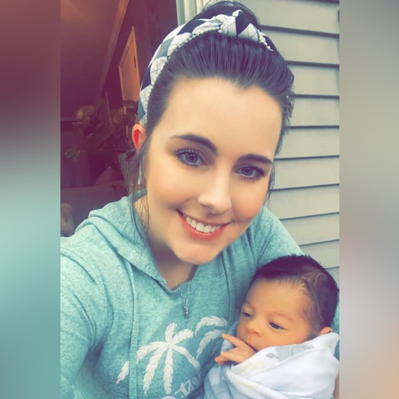 Meet your Posher, Victoria - Picture 2 of 5